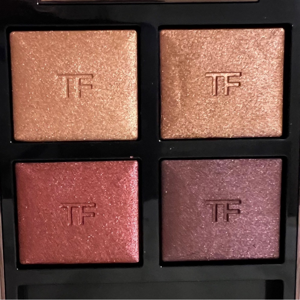 ❣️NIB❣️TOM FORD ✨Honeymoon✨ Eye Color Quad Eyeshadow Palette - Picture 4 of 10